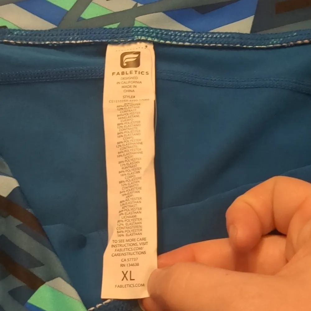 Fabletics Rio run Capri leggings size XL - Image 2