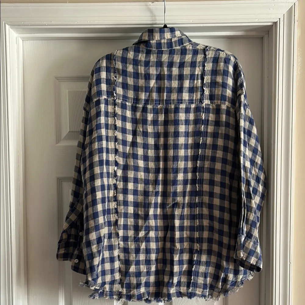 Vici NWOT  Blue and White Plaid Shirt - Image 6