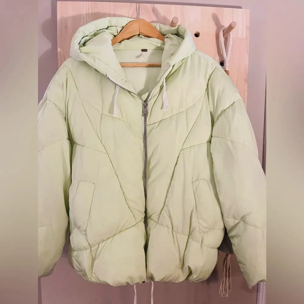Free People Hailey Padded Jacket in Mint. Size XS but very oversized!  Like New! - Image 5