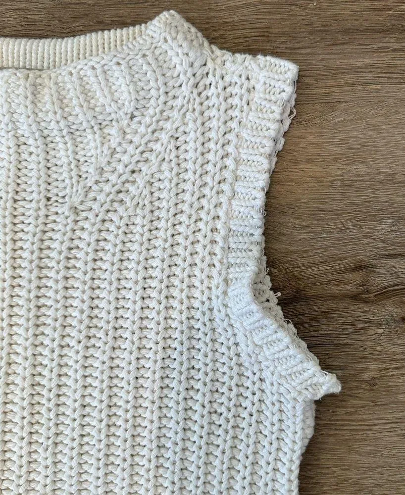 Vintage 525 America Knit Sweater Vest - Image 3