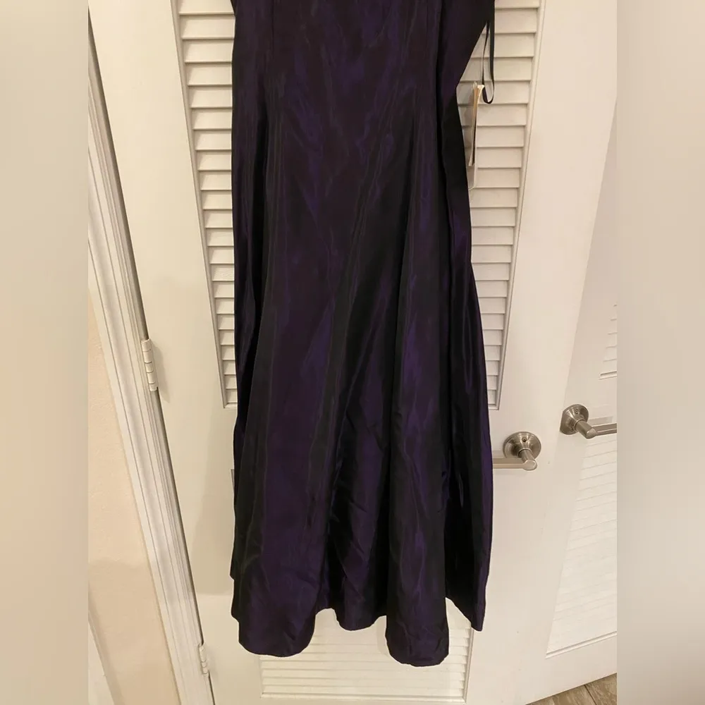Jessica McClintock Gunne Sax Purple Iridescent Spaghetti Strap Dress - Image 4