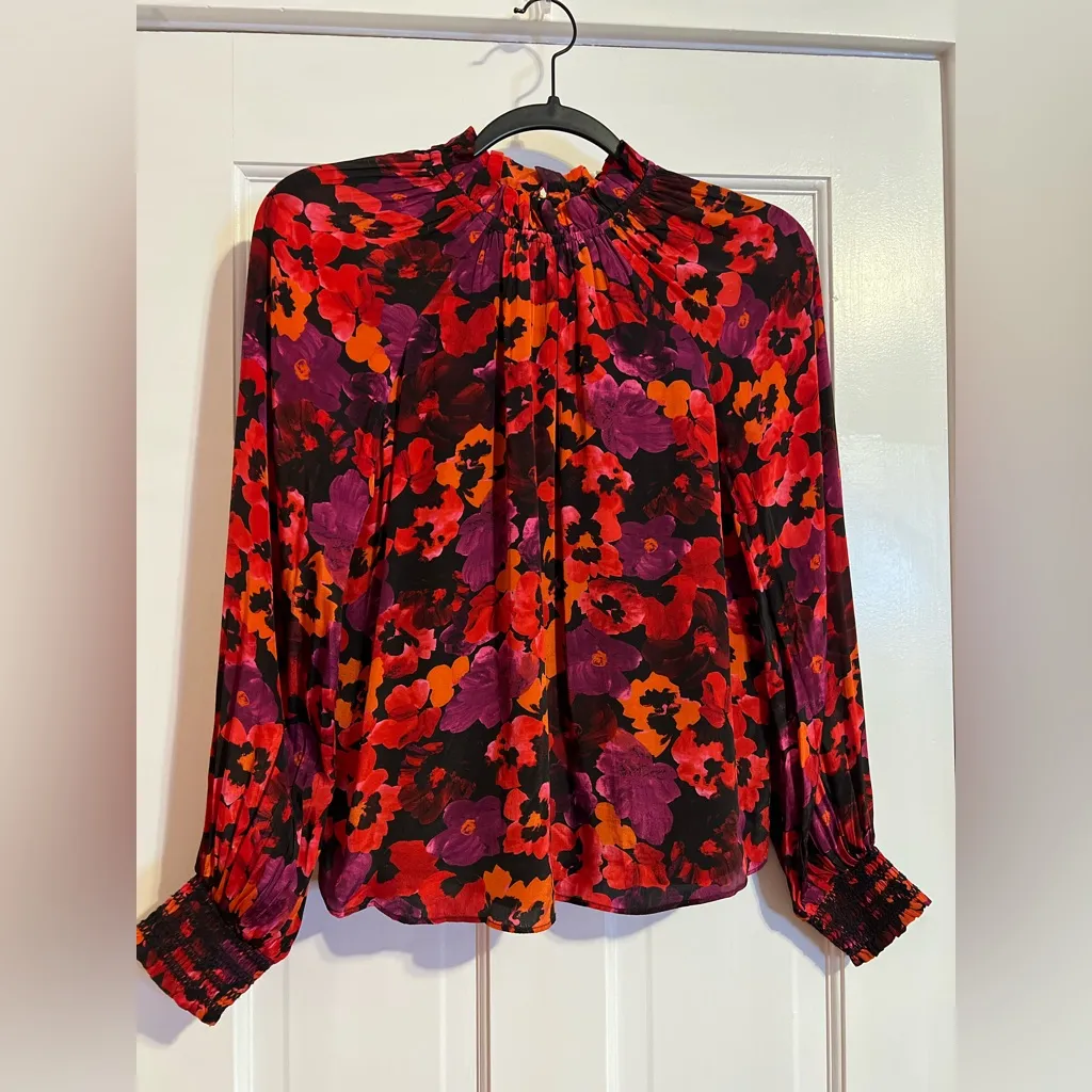 SAYLOR BECK ABSTRACT RED ORANGE PURPLE FLORAL RUFFLE MOCK NECK BLOUSE SIZE XS - Image 4