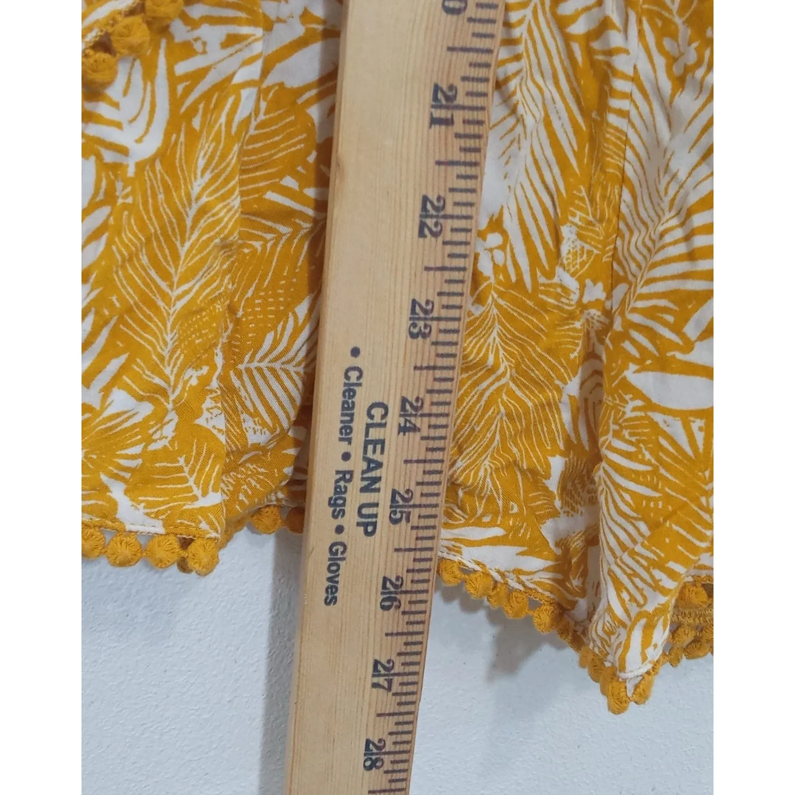 Xhilaration Women’s Aloha Yellow & White Romper Spaghetti Straps Shorts Skirt XS - Image 14