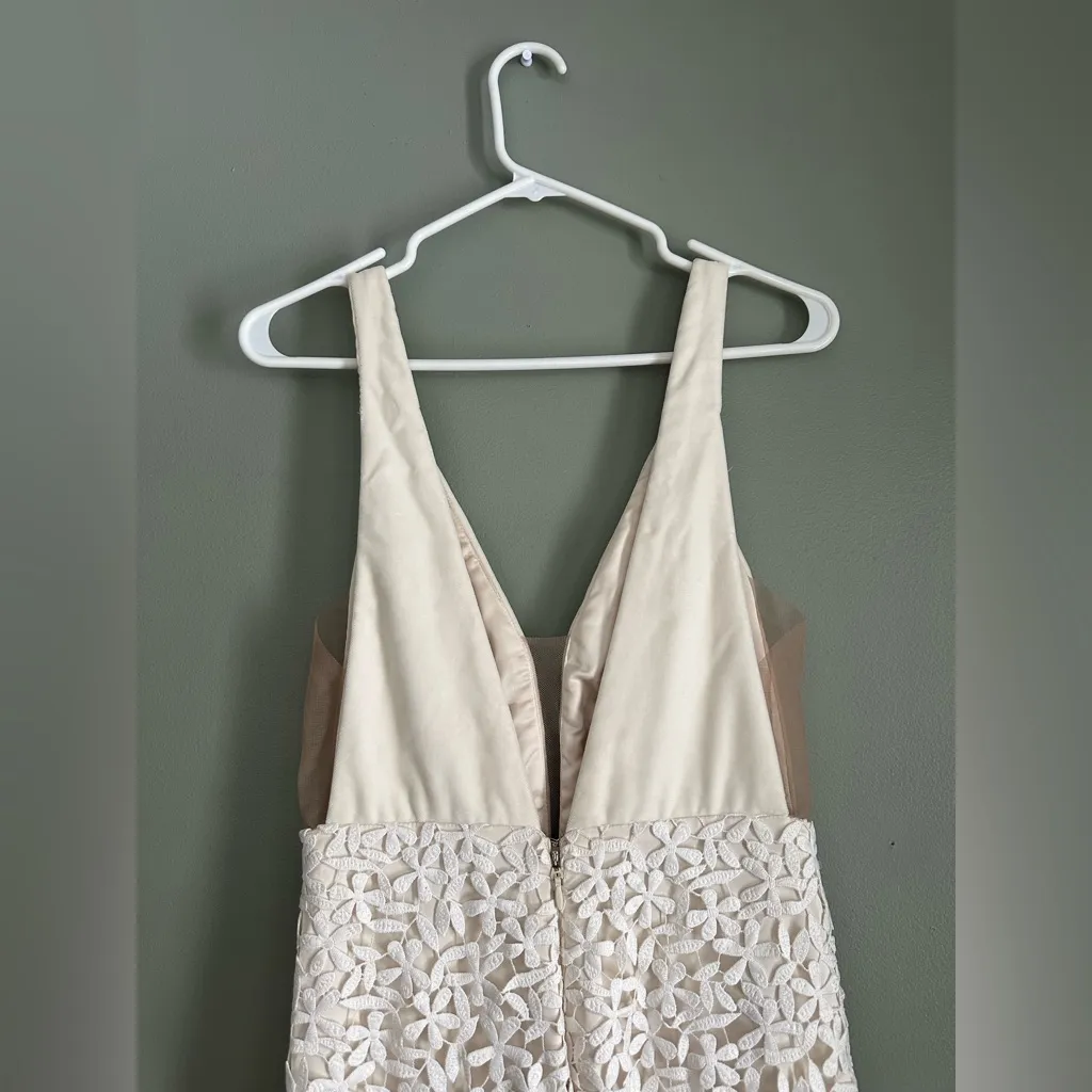 LAUDAE Lupine Velvet and Floral Lace Fit and Flare Wedding Dress Size US 6 White - Image 14