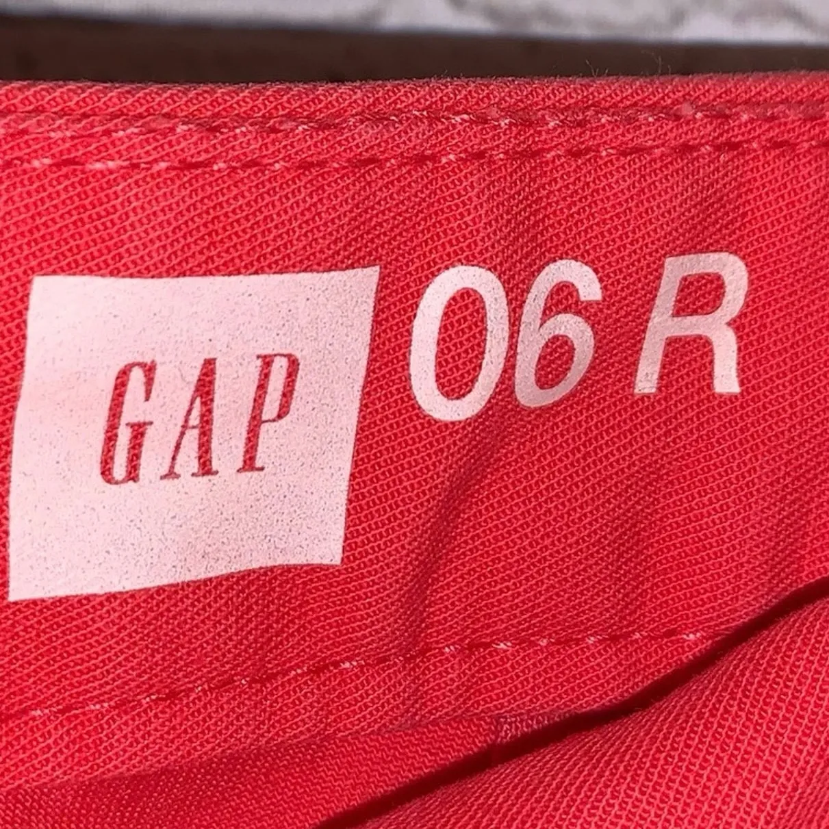 Gap Rose Bush Summer Shorts - Image 3