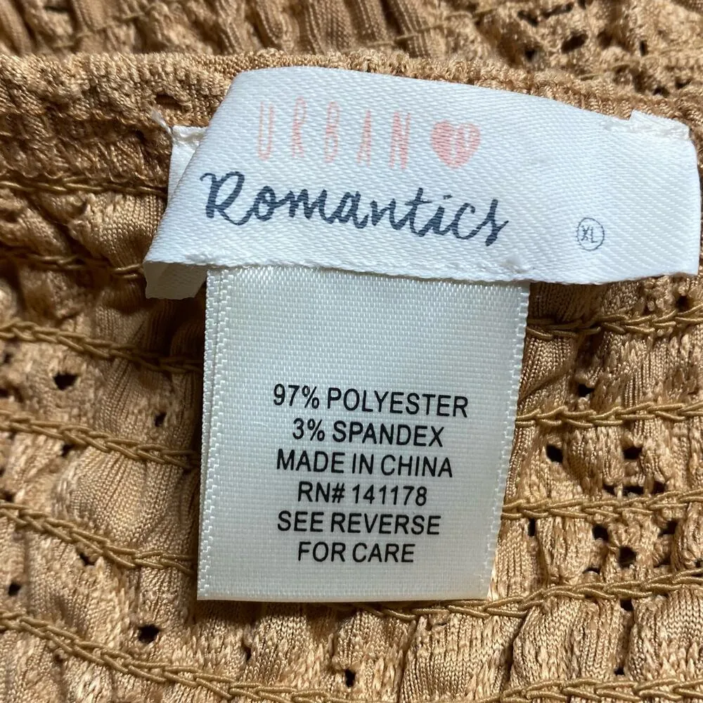 Urban Romantics Women's Eyelet Wrap Front Cropped Smocked Top XL New - Image 5