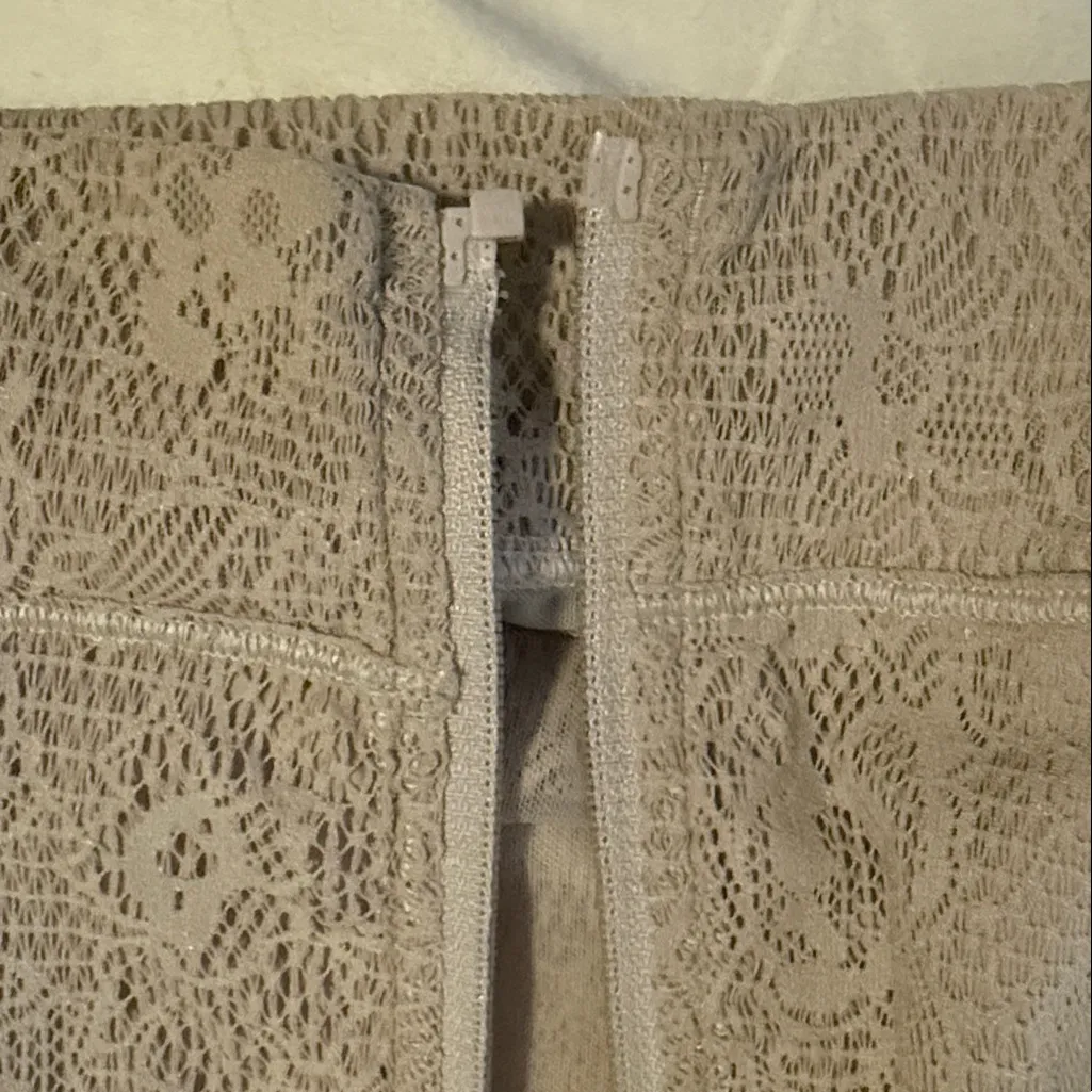 Lululemon In Depth Jacket *Lace - Light Chrome - 10 *FLAWED* - Image 10