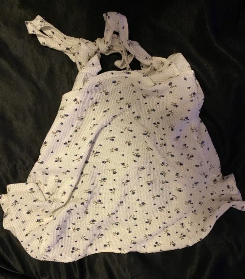 Brandy Melville Rae Top - Image 4