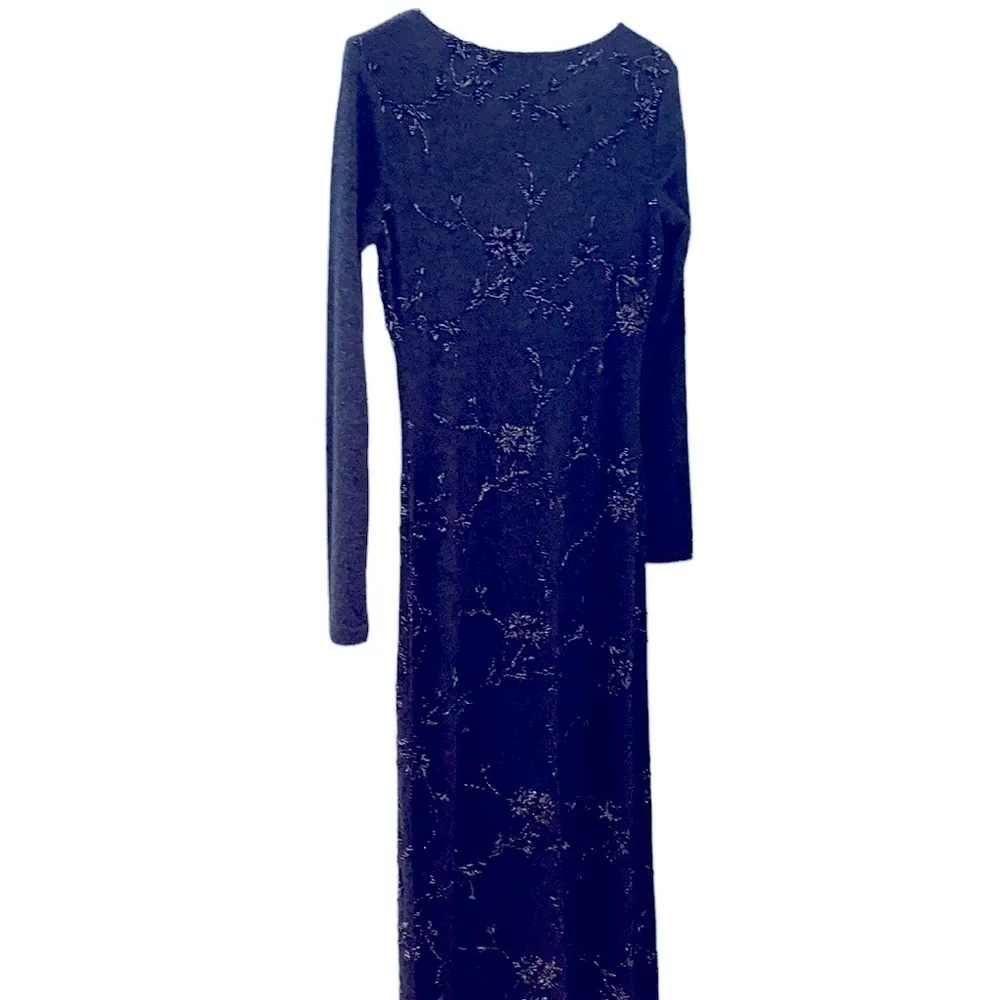 Allen B. Charcoal Grey embroidered maxi dress. Pull on. Long sleeve. Size 6. Gray - Image 4