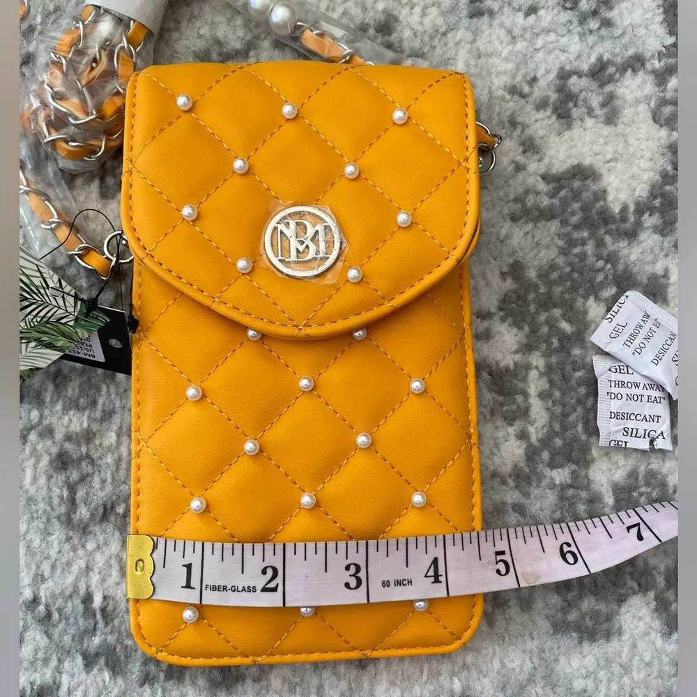 Badgley Mischka - Diamond Quilting and Studs Phone Case NWT in packaging - Image 9