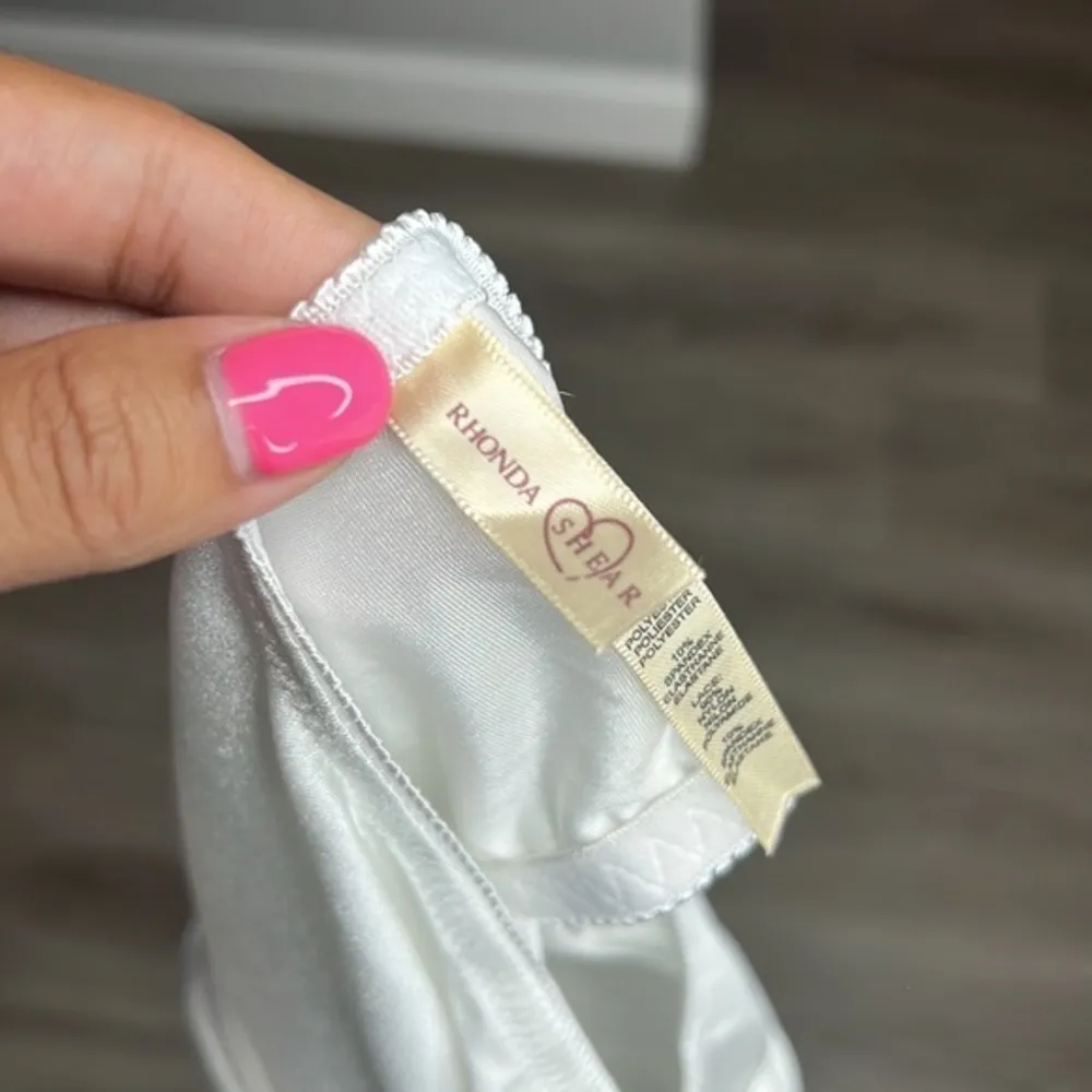 Rhonda Shear Pin - Image 4