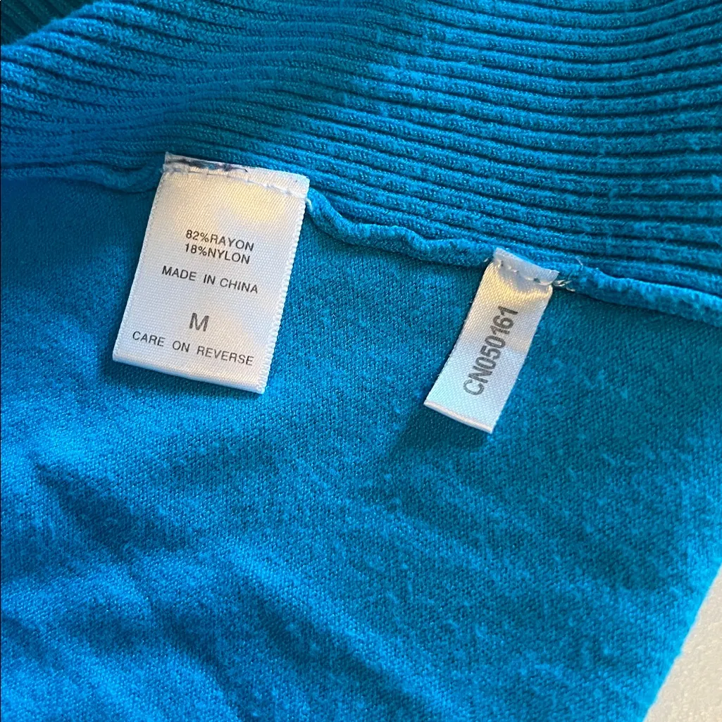 New York & Co Scoopneck Ruffle Peplum 3/4 Sleeve Knit TShirt Blue Size Medium - Image 8