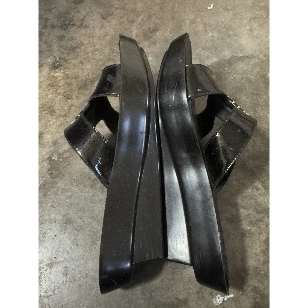 Donald J. Pliner Gera Black Patent Leather Sandals Y2K Women 7 EUC Heeled‎ Slide - Image 2