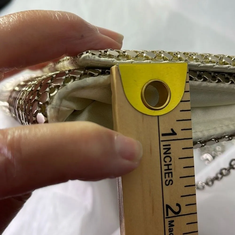 NWT Gunne Sax Jessica McClintock silver chainmail crossbody bag. - Image 10