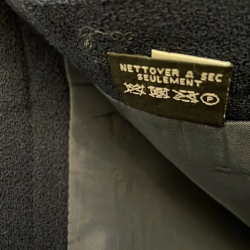 Dark Blue 100% Fine Merino Wool Skirt Made in USA. Size 10 - Image 9