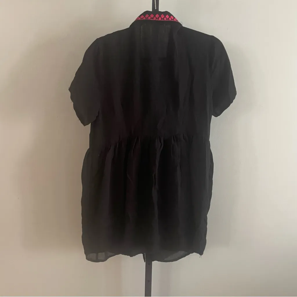 Entro  Embroidered & Tassel Mini Dress Black and Pink Size Medium - Image 3