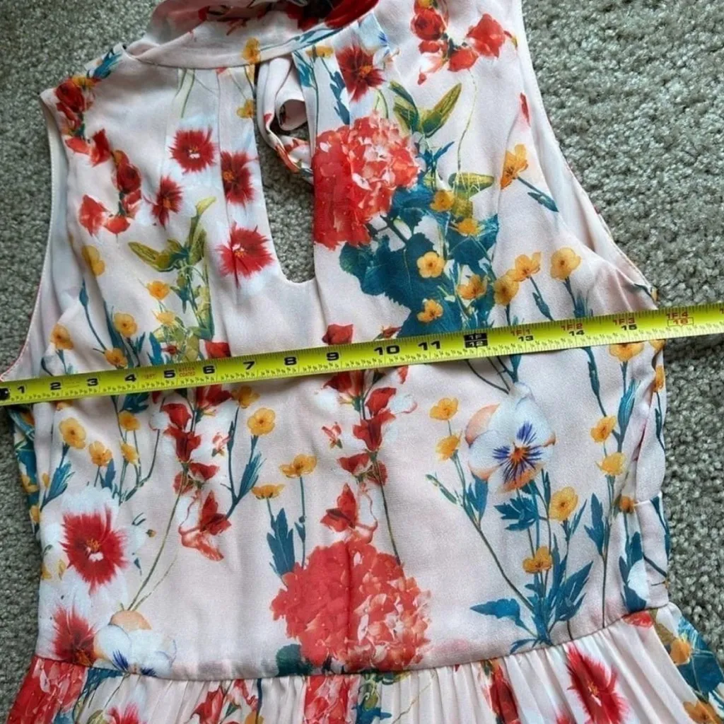 Karen Millen pleated floral Midi v-neck ties back cutout Dress - Image 10