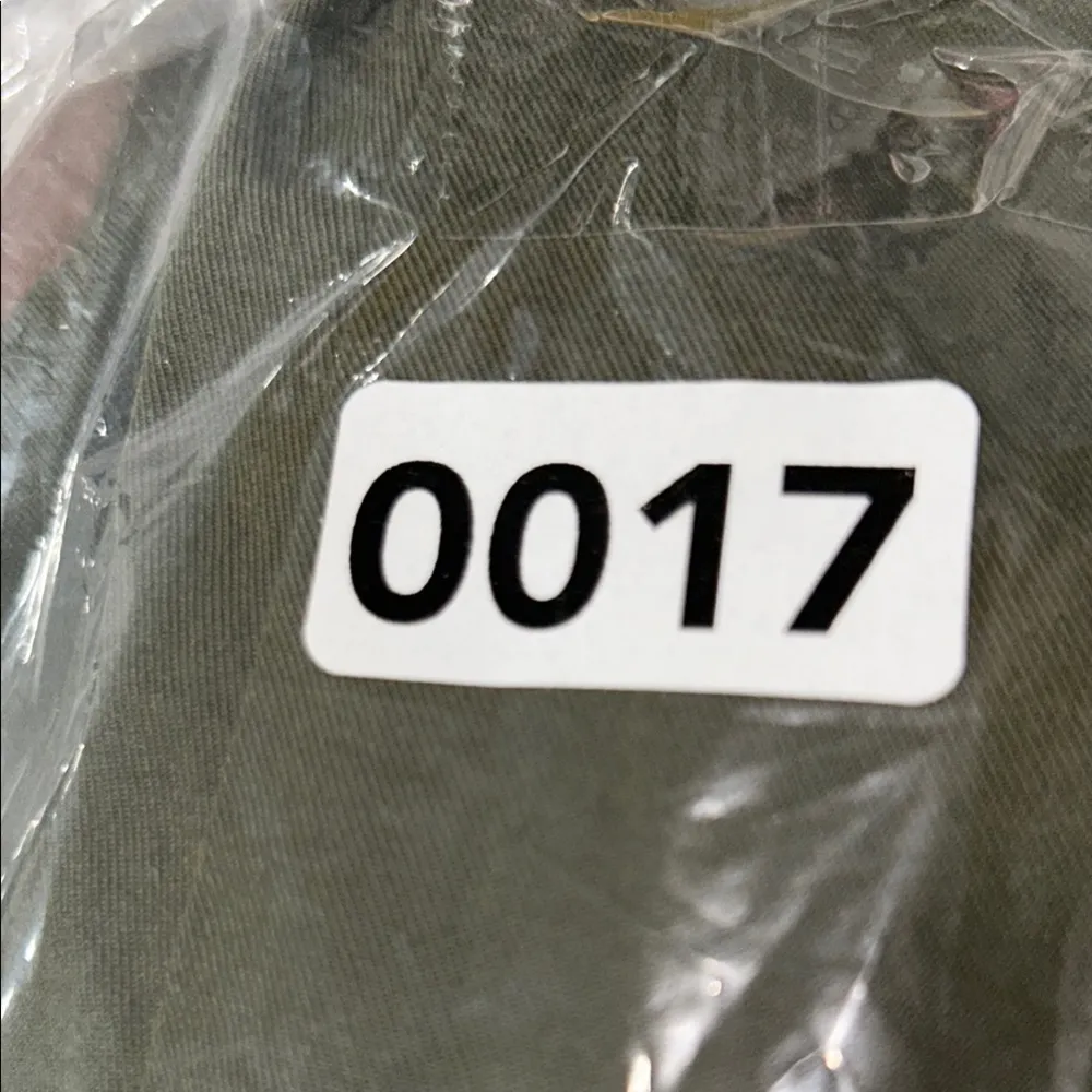 Jag Jeans Green Cargo Pants with Adjustable Ankle Ties - Image 9