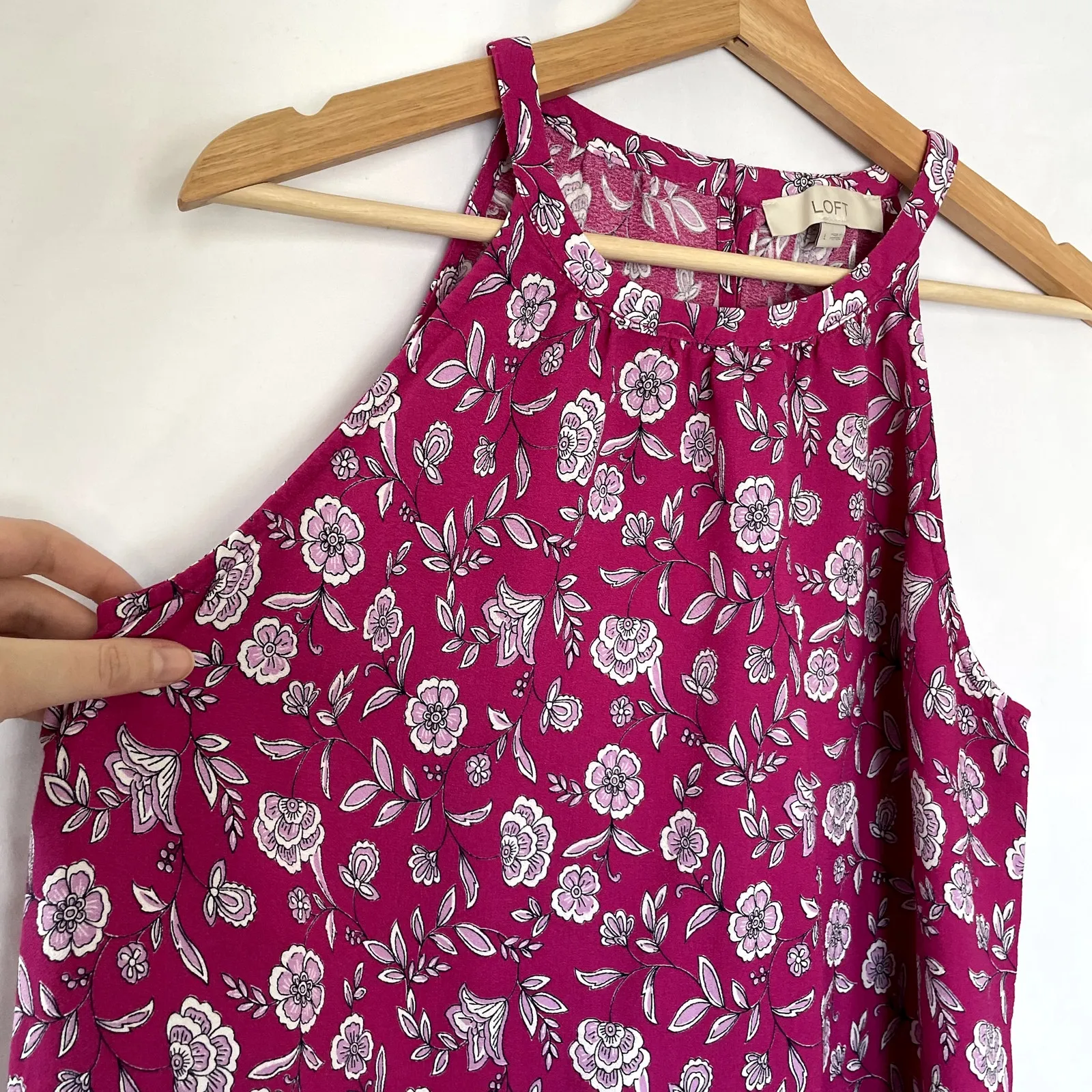 LOFT floral halter neck summery top rayon women's L beautiful lightweight pink - Image 2