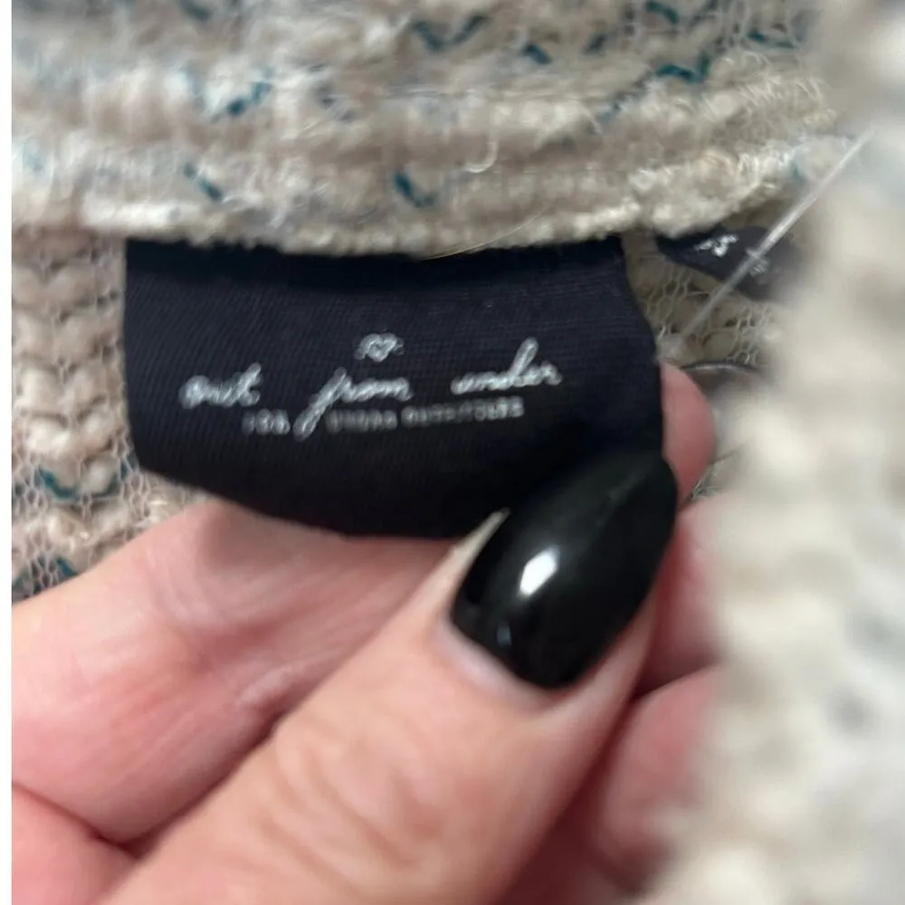 Urban Outfitters Out from Under Sweater Vest size XS/S S S - Image 5