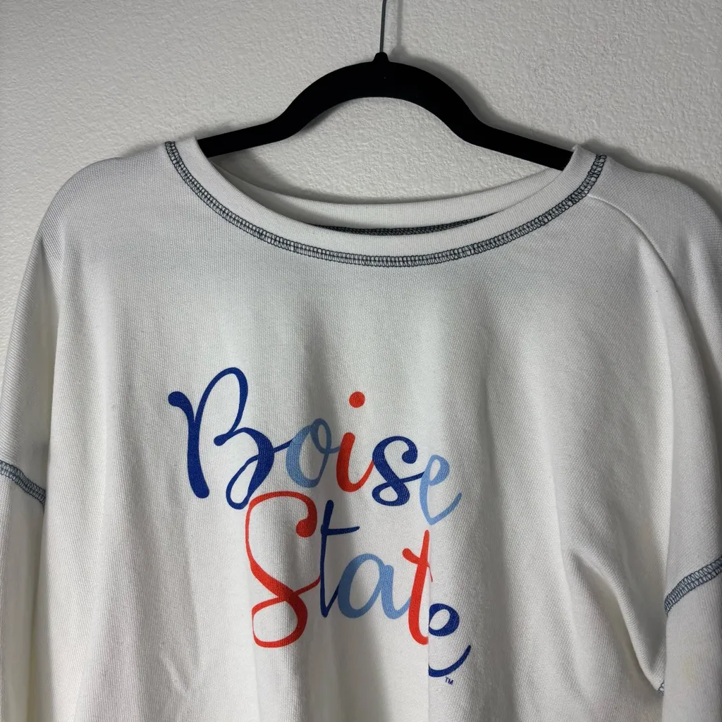 White Women’s Boise State University Long Sleeve Sweatshirt size Large - Image 7