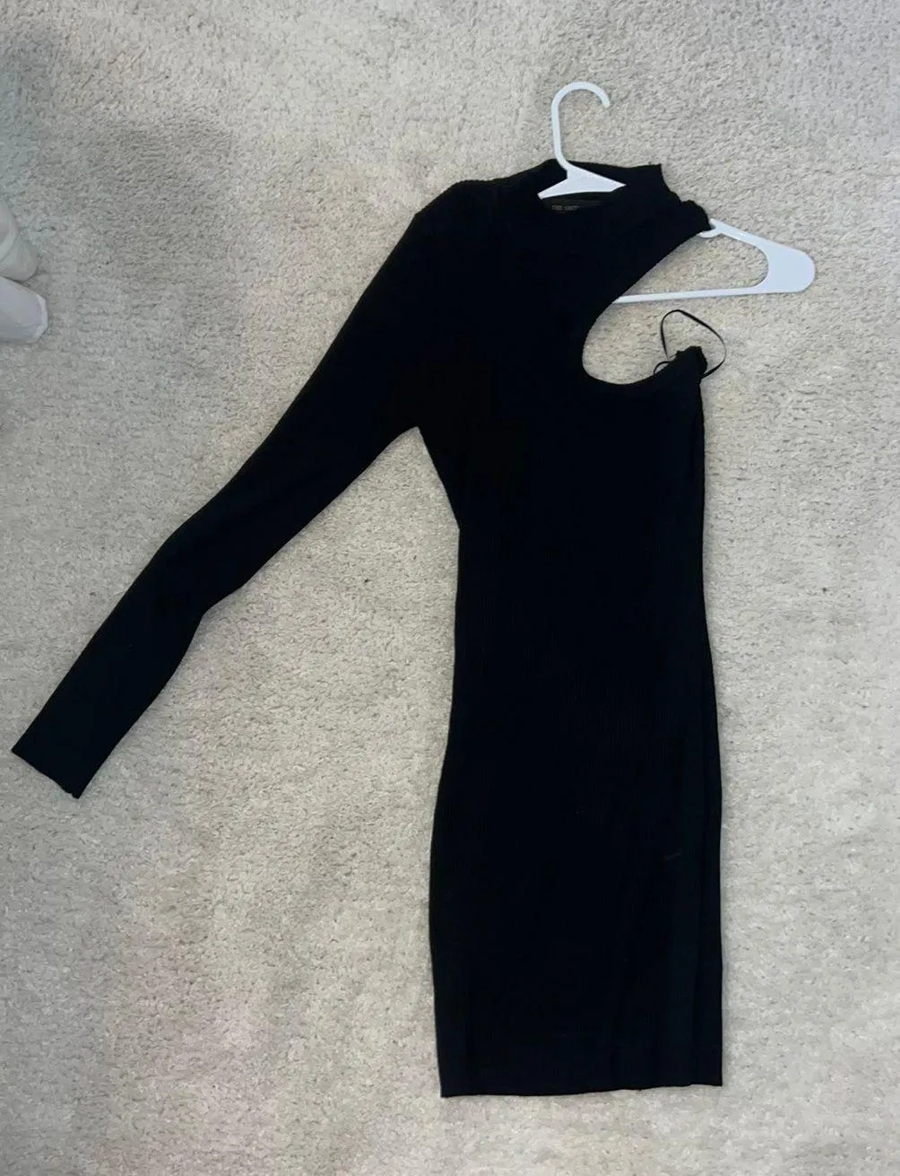 black dress - Image 4