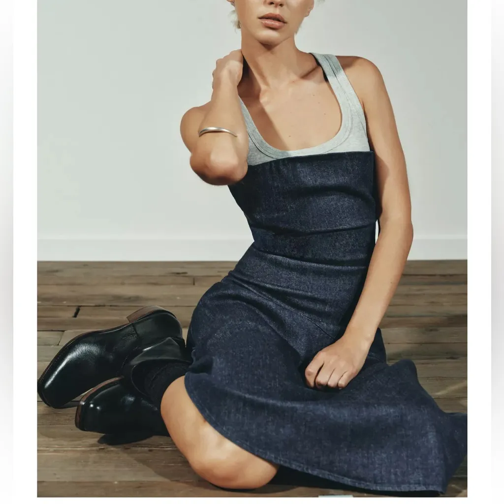 Zara NWT dark denim blue asymmetric hem strapless tube midi dress - Image 6