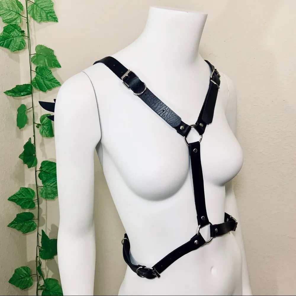 Black Harness O Ring Wings New - Image 9
