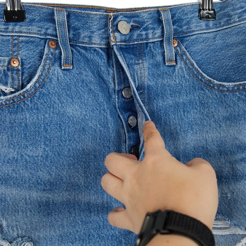 Levi's 501 Button Fly Distressed Cotton Shorts Size W29 - Image 2