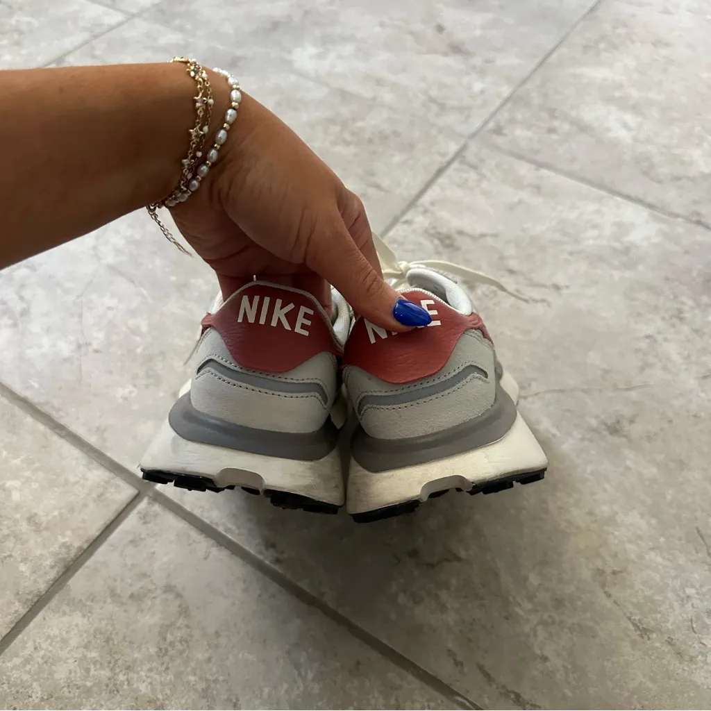 Nike Phoenix waffles orange and gray - Image 5