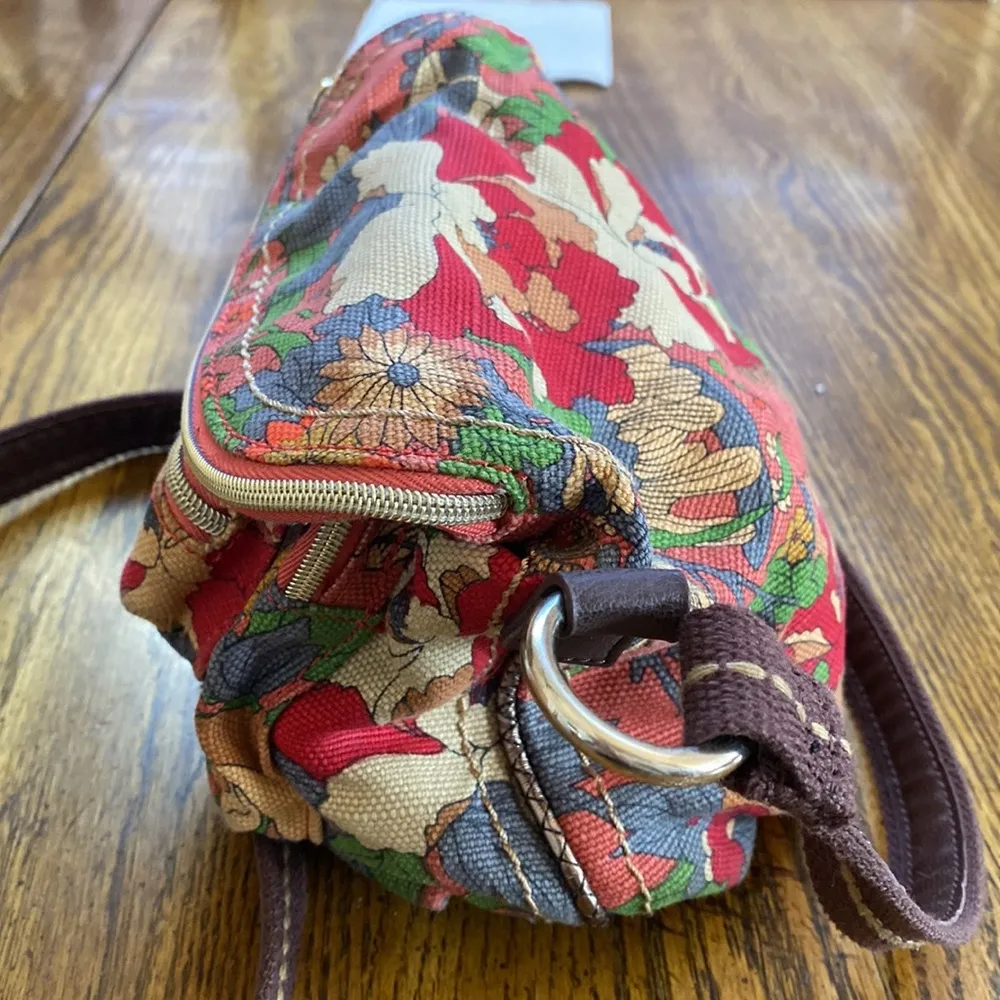 Colorful Sakroots purse - Image 5