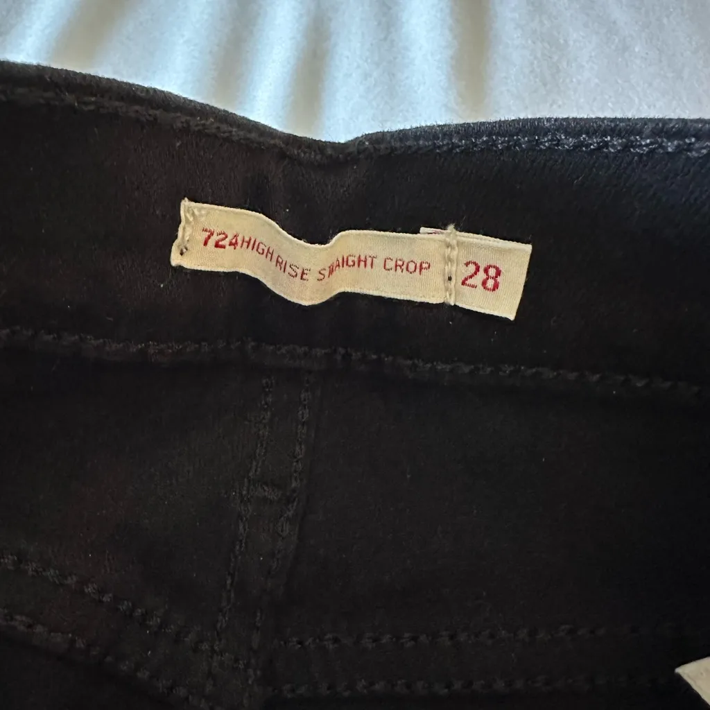 $98 Levi's Women's Premium 724 High Rise Straight Crop Jeans - Size 28 - Black - Image 10