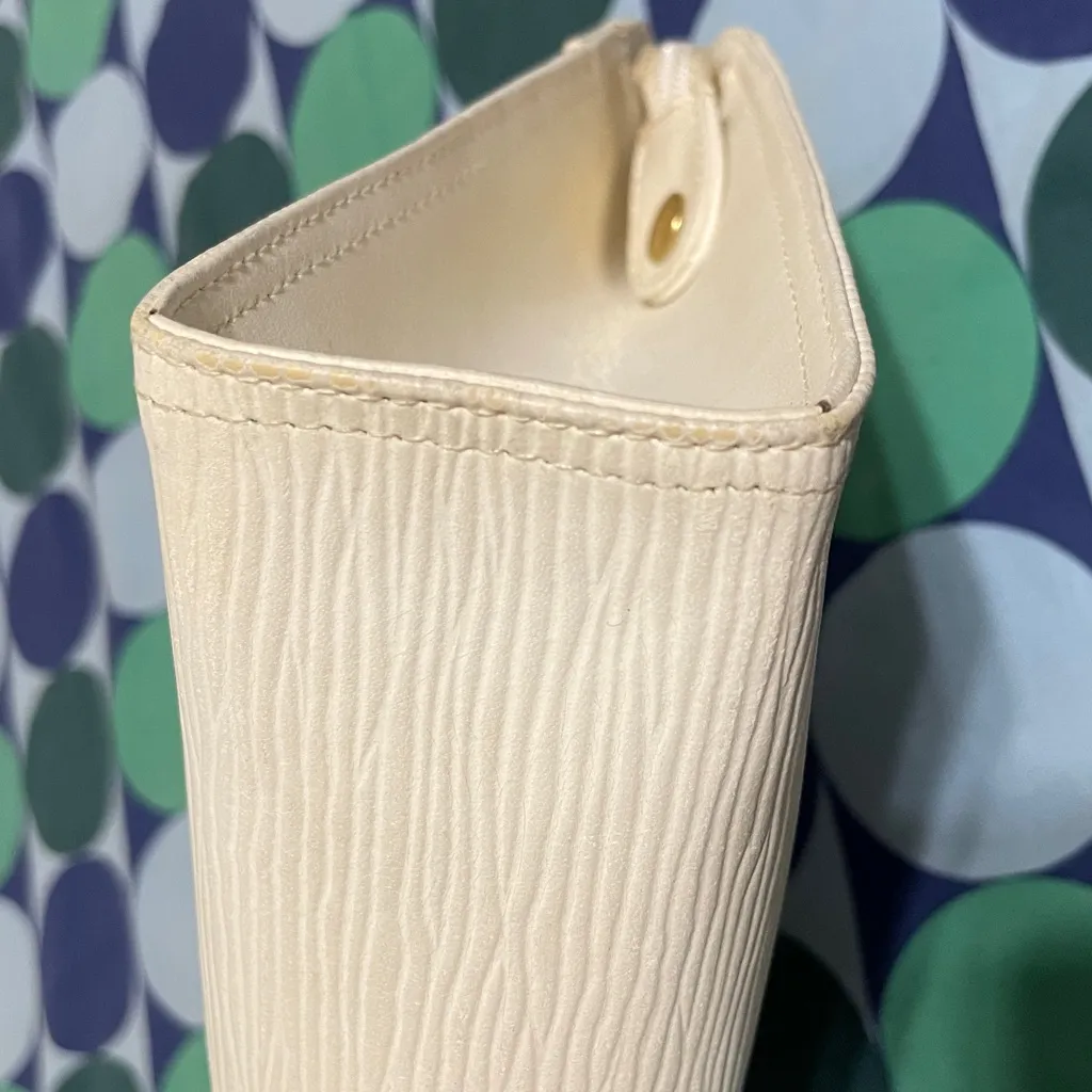 Mario Valentino White Textured Clutch with Gold Accents - Image 8