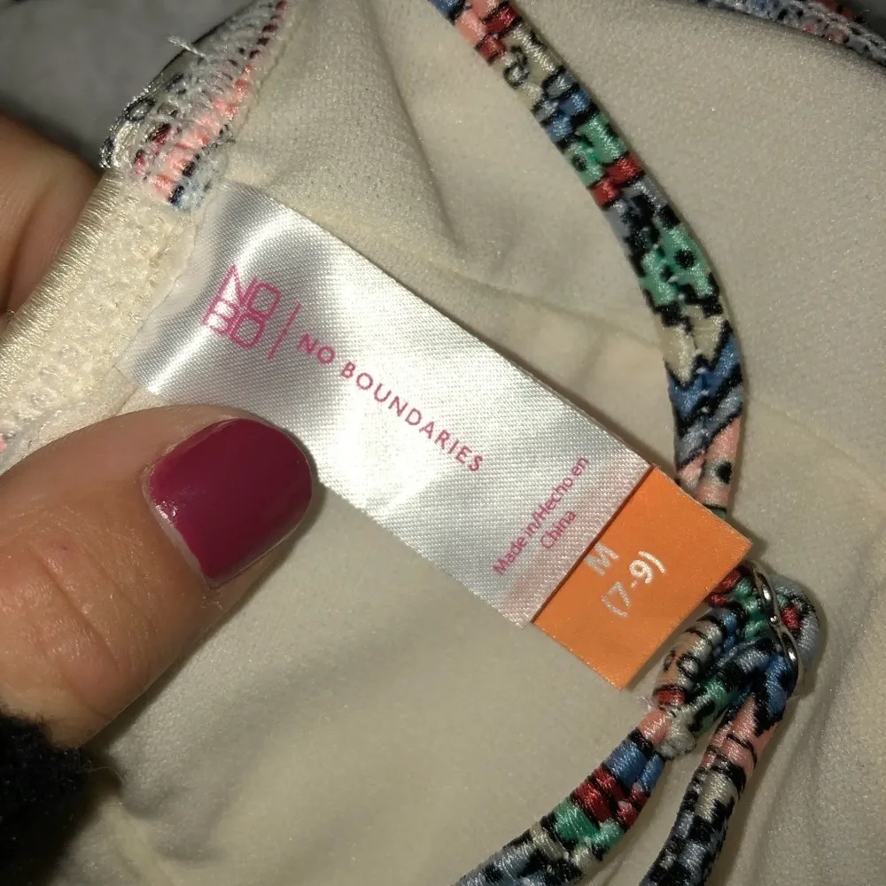 No Boundaries feather and aztec print NWT size medium​ Aztec colorful bikini​​ - Image 6