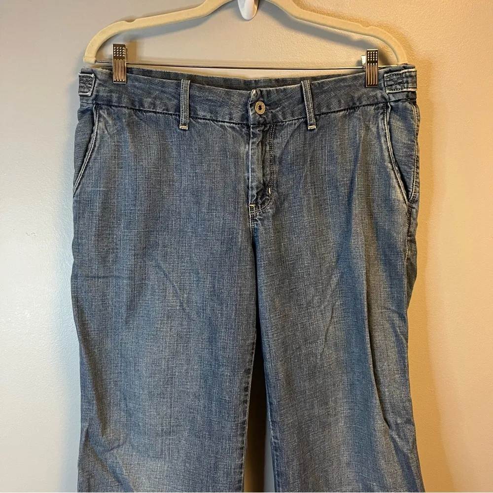 Ralph Lauren Jeans Light Wash Beverlie Tab Waist Trouser Jeans Sz 14 x 32 EUC - Image 2