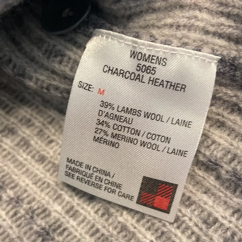 WOOLRICH  WOMENS DRESS  size M length 34” bust 40” Lamb  and Marino wool - Image 6