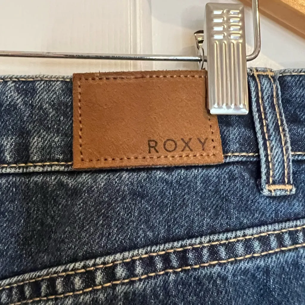 Roxy High Wasted Denim Skirt - Image 5