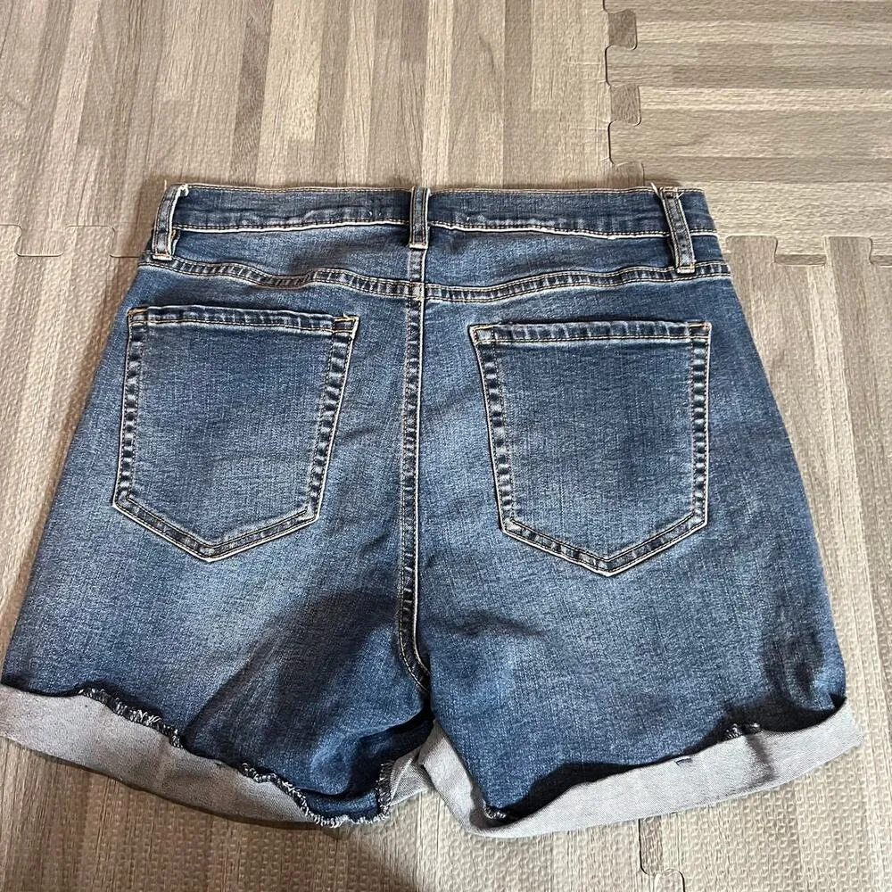 Jean Shorts - Image 4