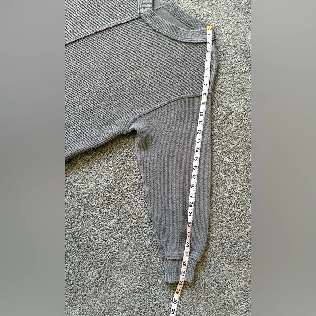 Aerie Wonder Textured V-Neck Pullover Sweatshirt Size XS Gray Loungewear Causal - Image 2