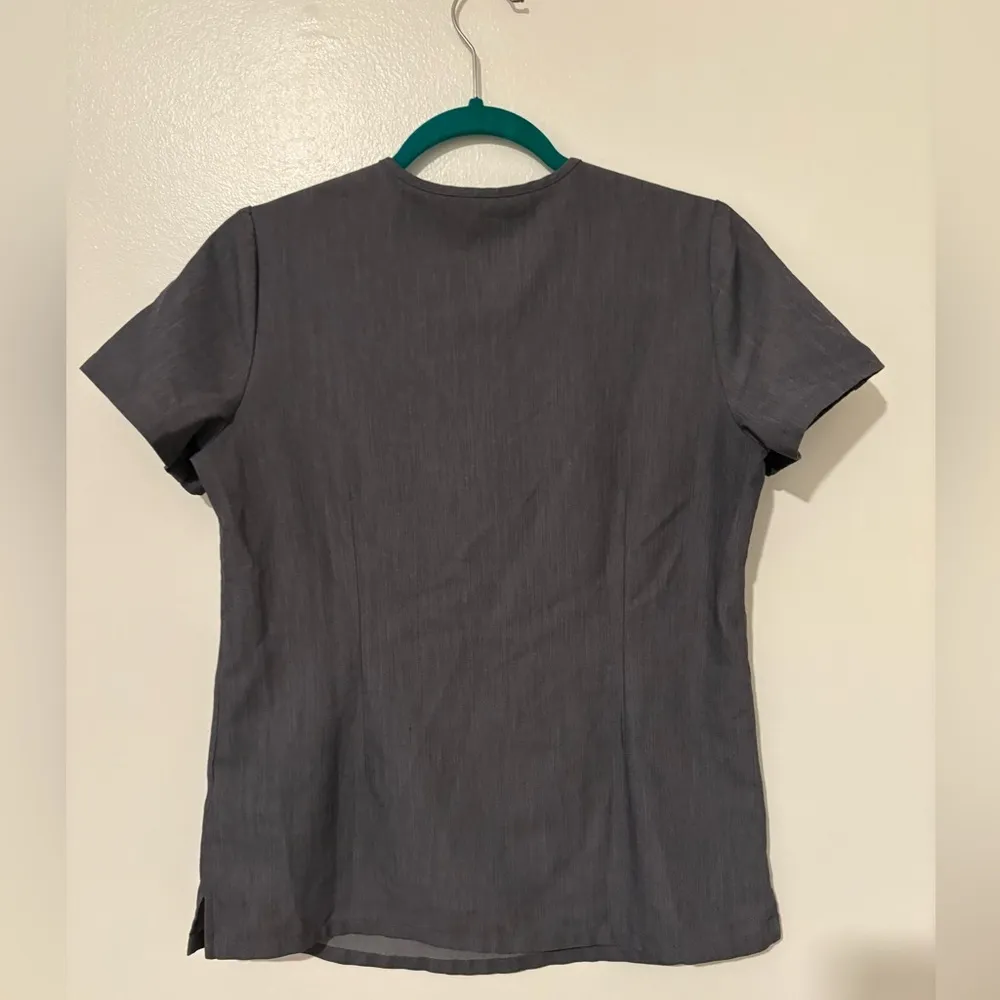 FIGS 1-pocket Catarina Scrub Top - Image 5