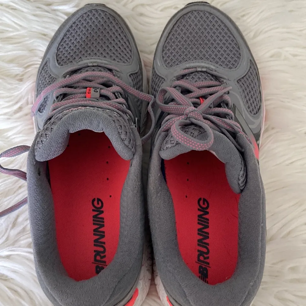 NewBalance Running Shoes size 10.5 excellent condition very comfortable - Image 10