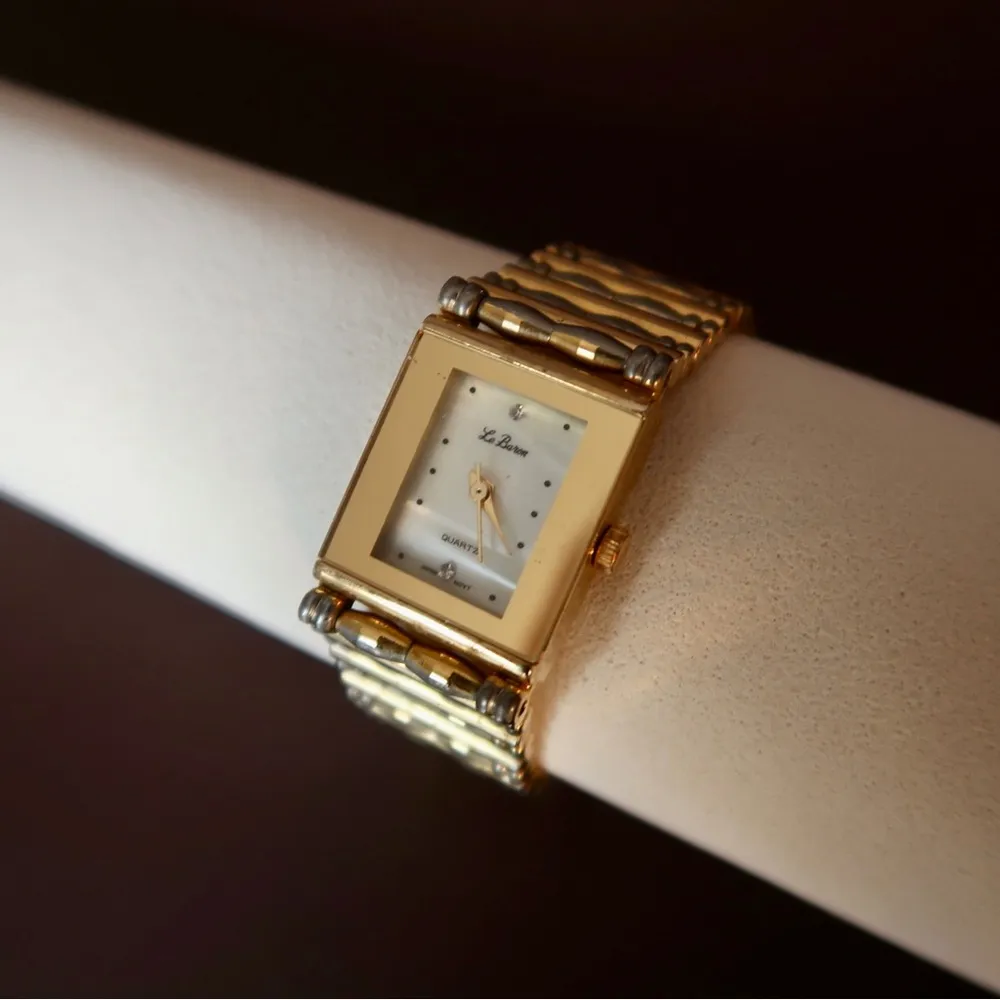 Vintage Le Baron ladies watch Gold - Image 3