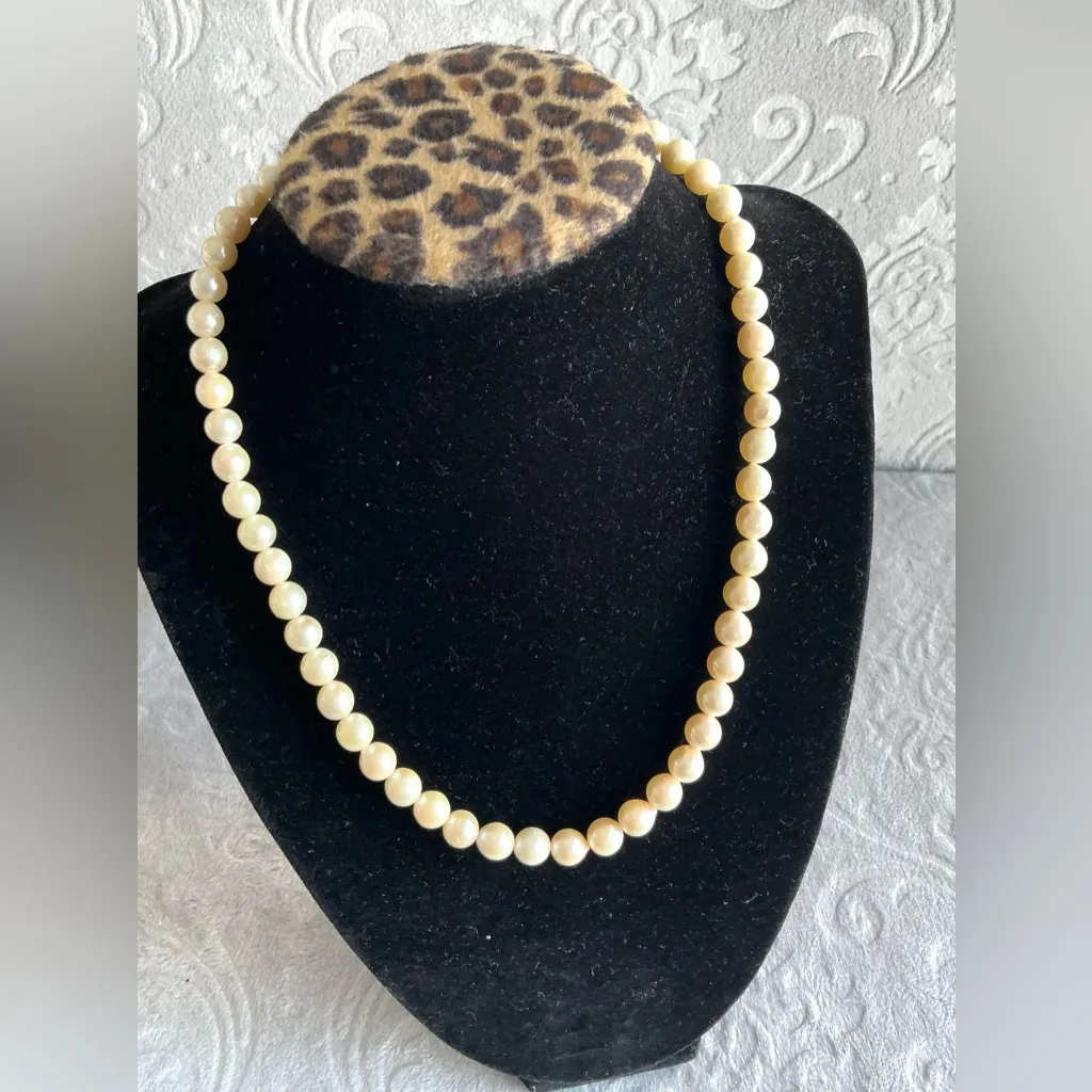 Authentic vintage pearl necklace 💖 - Image 6