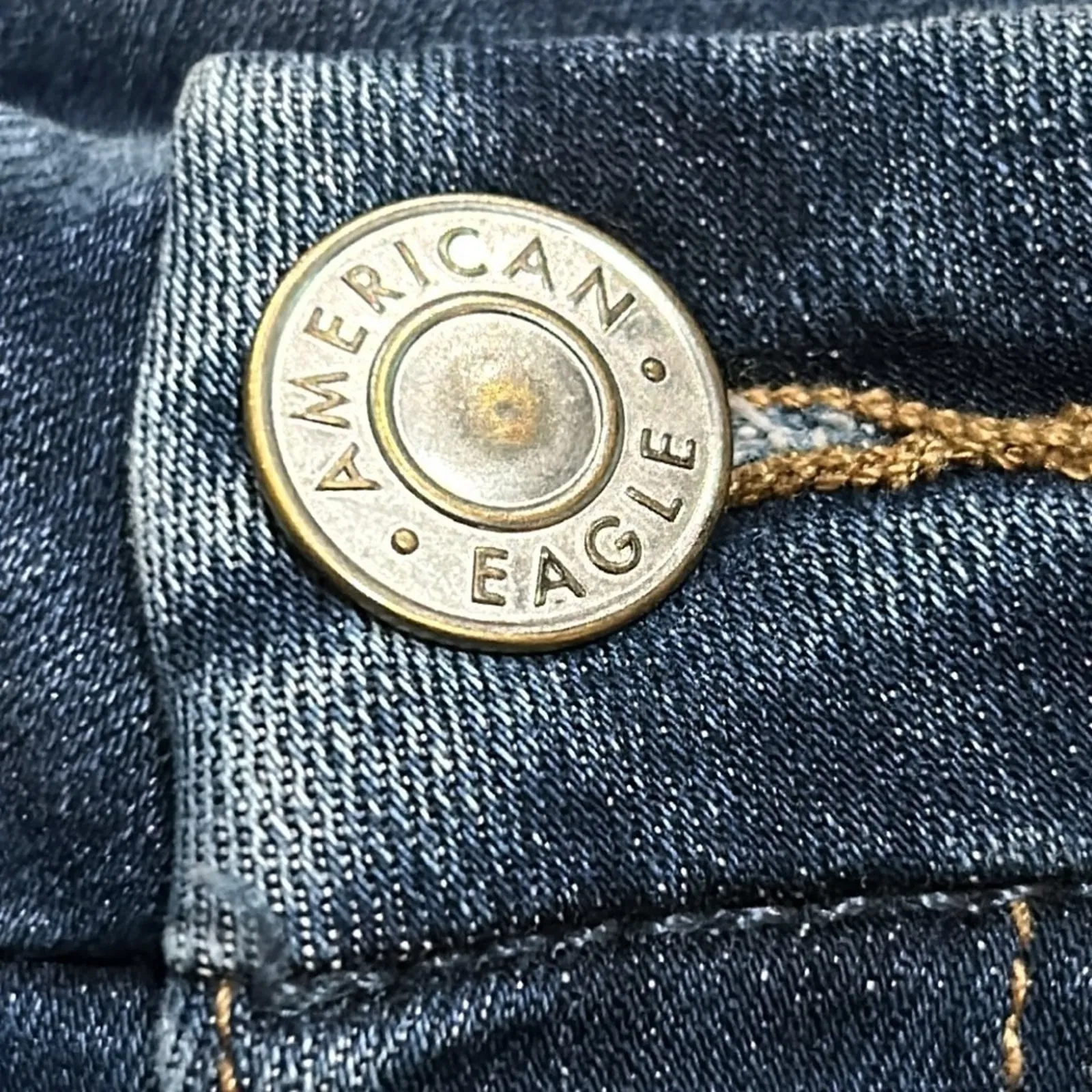 Juniors American Eagle Next Level Stretch Jean Shorts Size 0 - Image 4