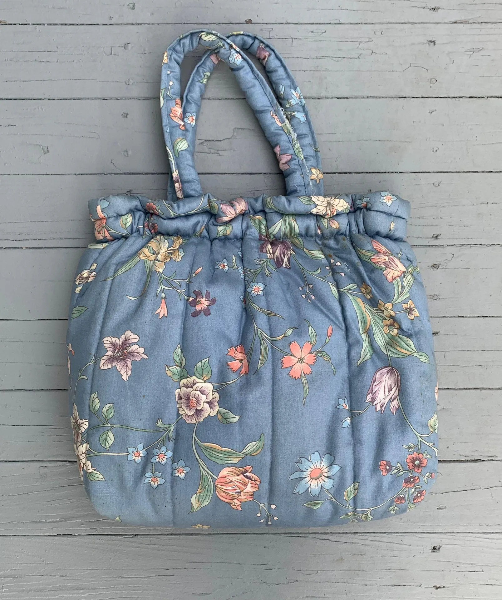 Vintage Blue Floral Puffy Quilt Tote Purse w/ Metal Bracket Closure - Image 3