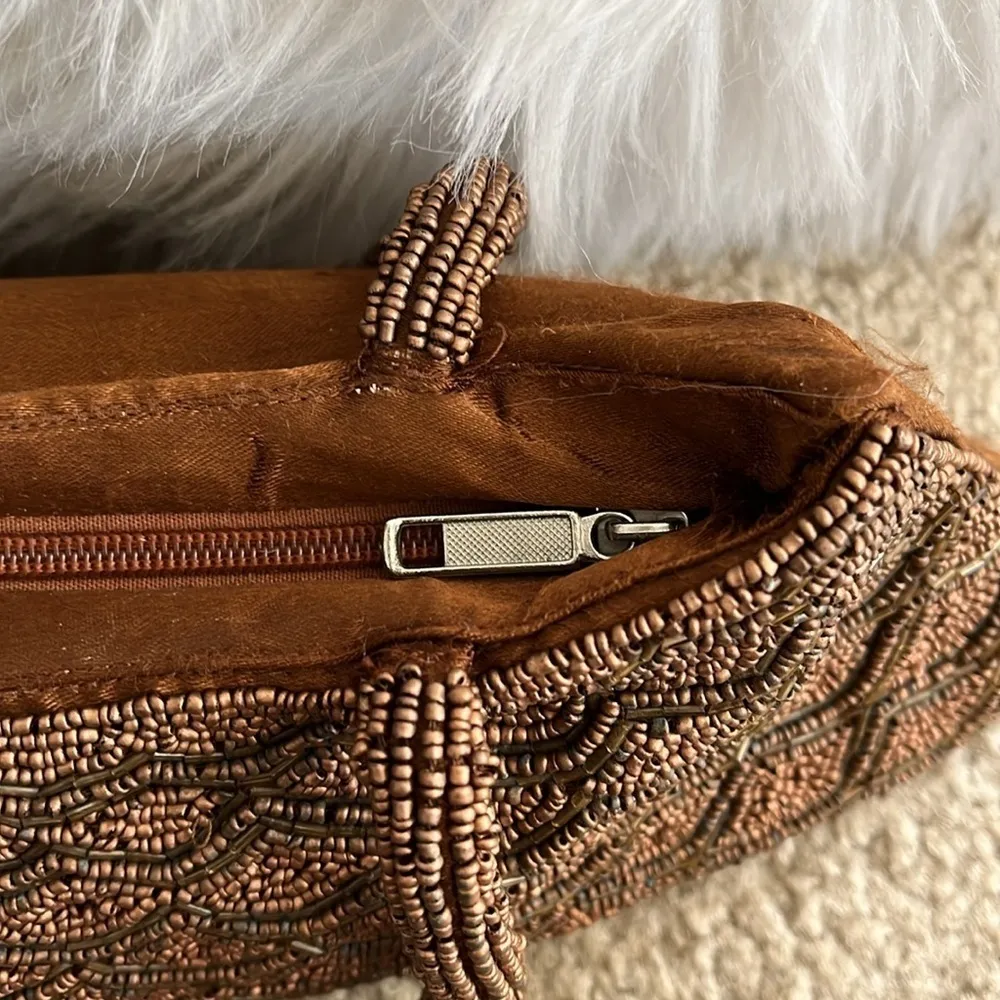 Vintage brown beaded fish scale triangle shape double handle satin handbag purse - Image 10