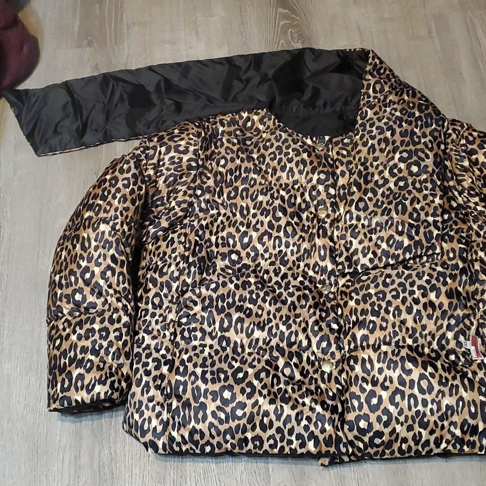 Kate Spade Leopard-Print Button-Front Central Puffer XXL NWOT - Image 8