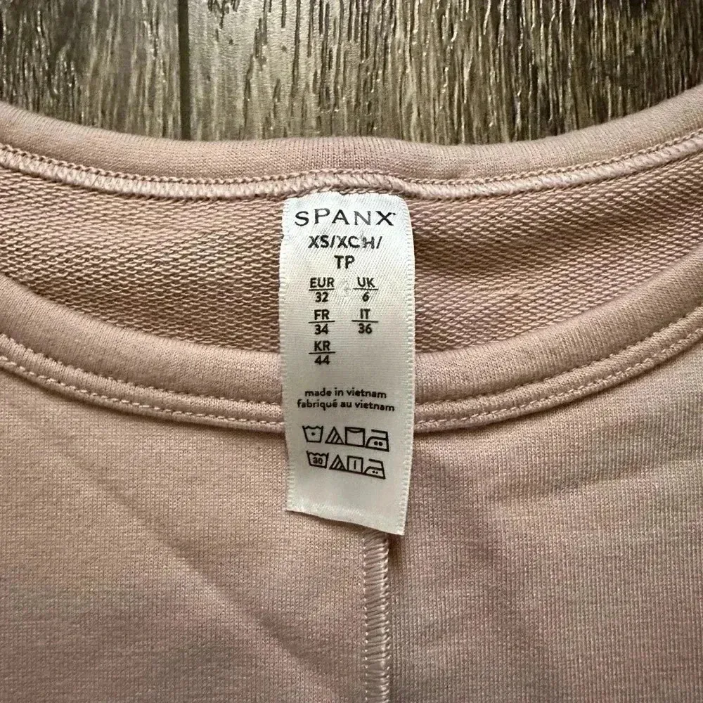 Spanx The Perfect Length Dolman 3/4 Sleeve Top Womens Size XS - Image 2