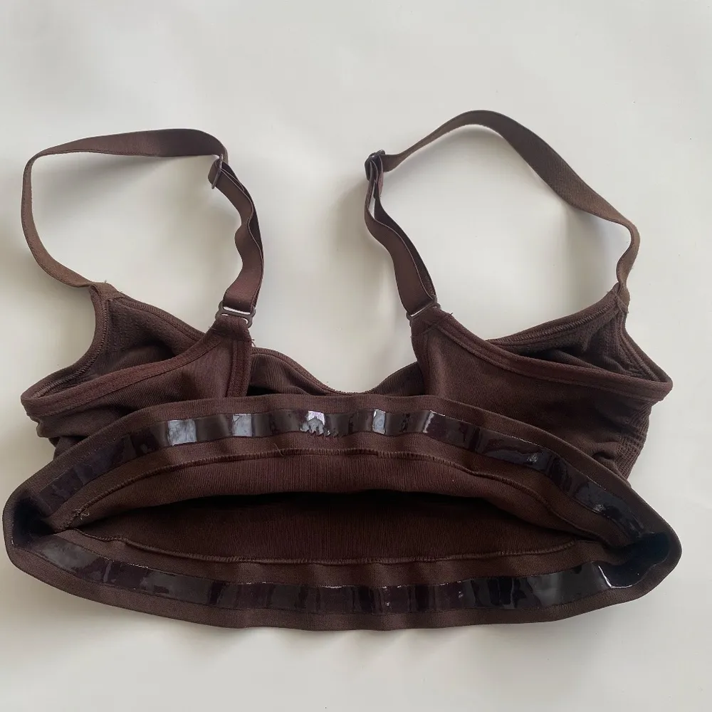 NEW SKIMS SEAMLESS SCULPT BRALETTE ESPRESSO or COCOA size Large - Image 5