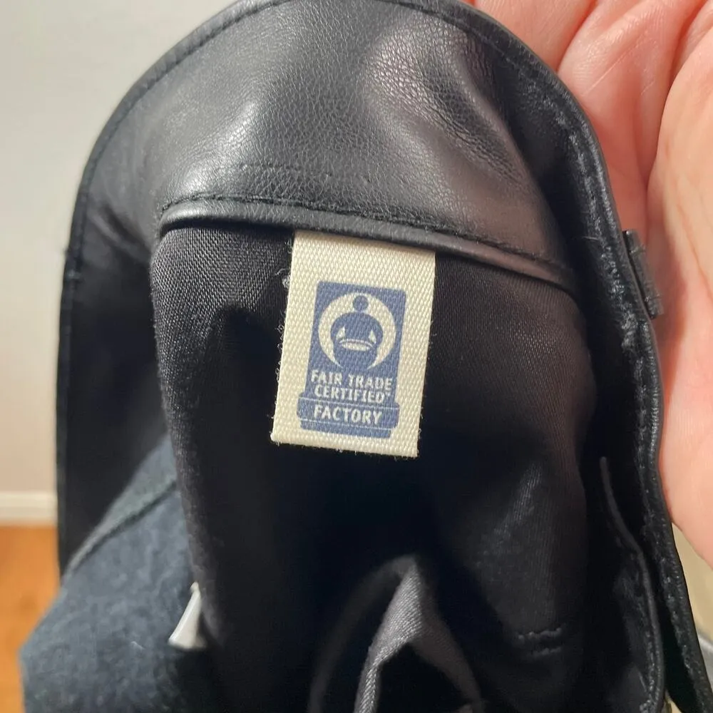 Universal Thread Women's Black Faux Leather Pants Sz 12S High Rise 90s Straight - Image 5